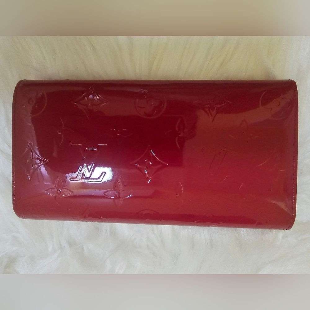 ❤️🎉HOST PICK 🎉❤️Authentic LV Sarah Long Wallet Portefeuille Monogram Vernis - Picture 4 of 16